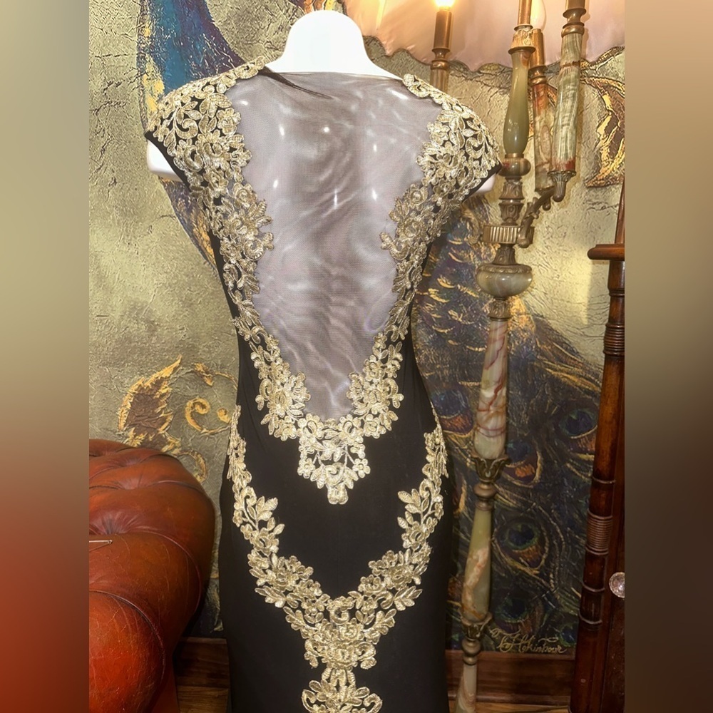 Besty & Adams Gold Embroidery Black Formal Gown Dress 0 - Picture 8 of 16